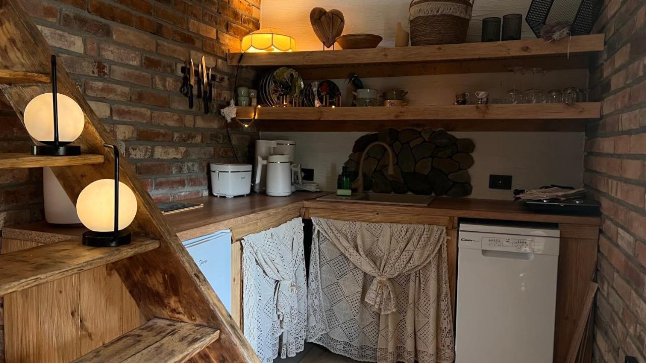 Apartamenty 3 Pory Roku Komarno المظهر الخارجي الصورة